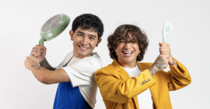 ‘Tu abuela contra la mía’: Sony Channel celebra la cocina familiar con Mario Aguilar y Chef en Proceso